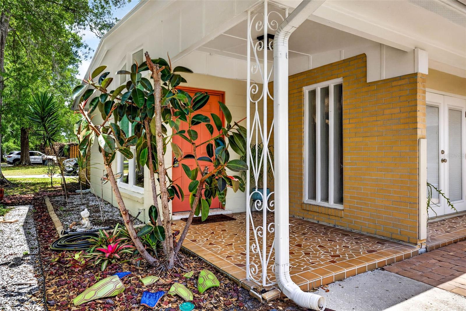 515 BROXBURN AVE, TEMPLE TERRACE, FL, 33617