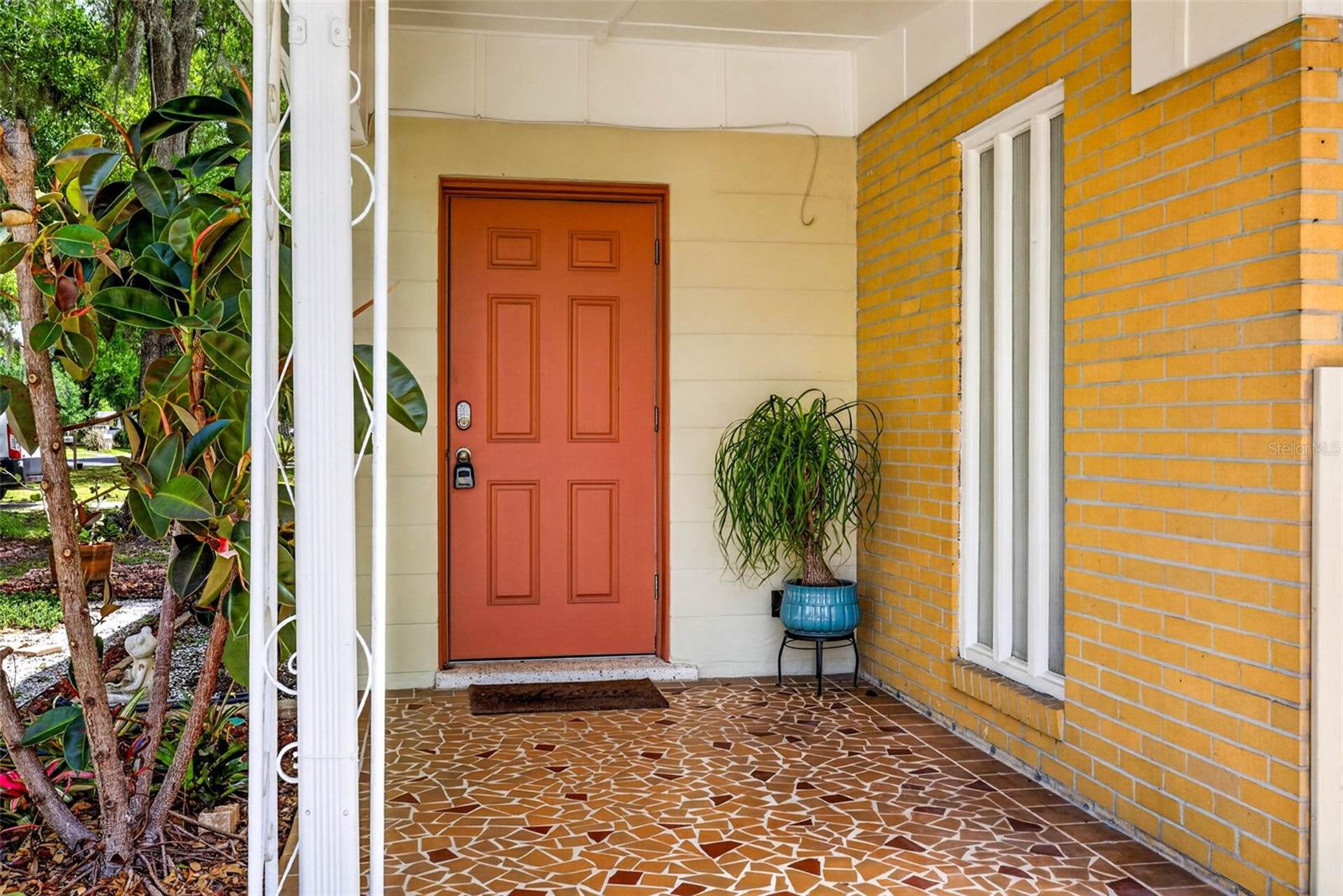 515 BROXBURN AVE, TEMPLE TERRACE, FL, 33617