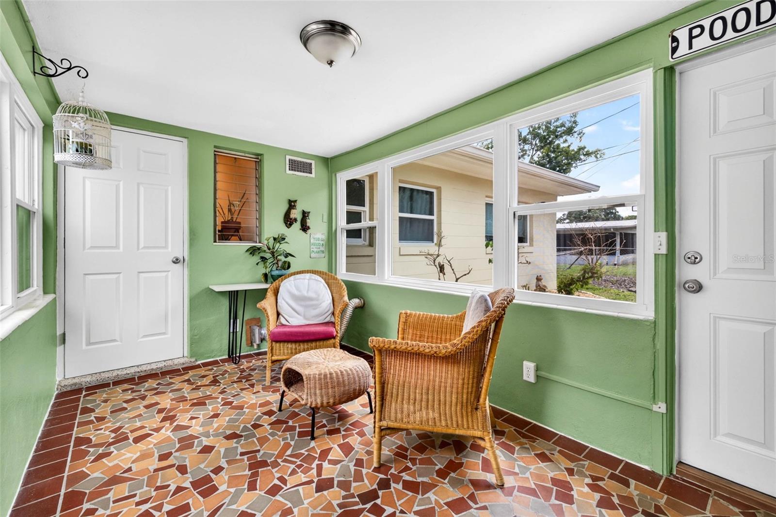 515 BROXBURN AVE, TEMPLE TERRACE, FL, 33617