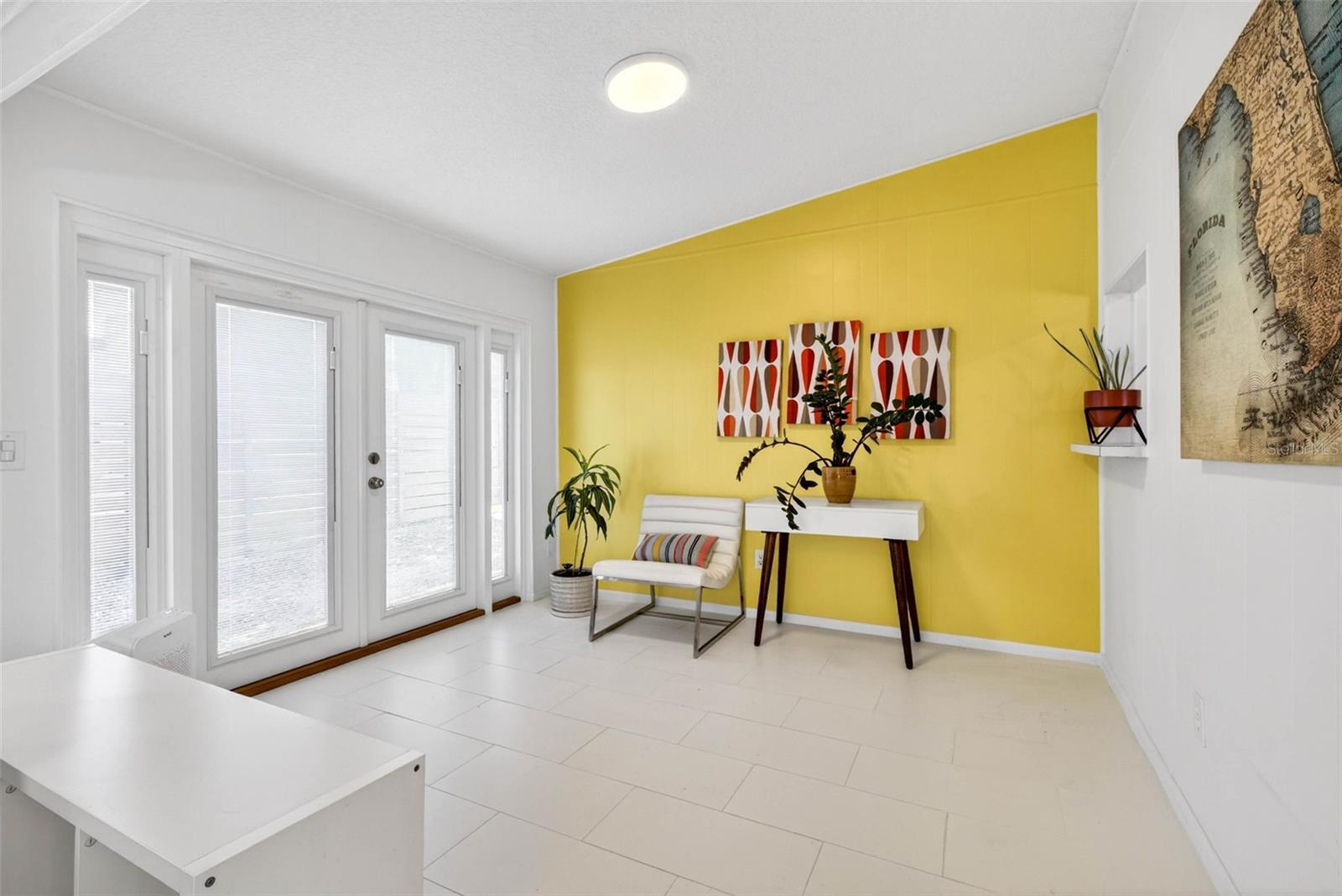 515 BROXBURN AVE, TEMPLE TERRACE, FL, 33617