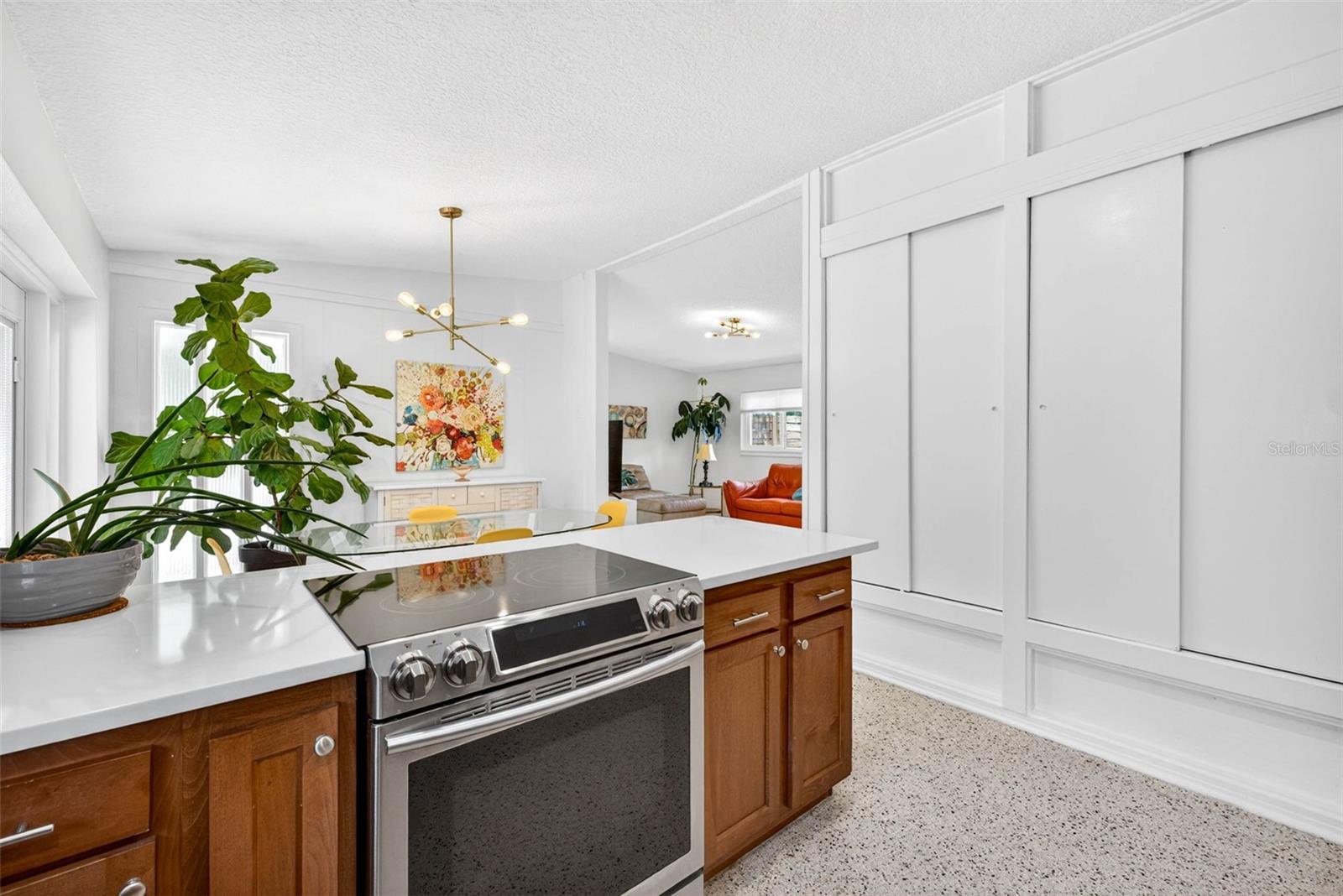 515 BROXBURN AVE, TEMPLE TERRACE, FL, 33617