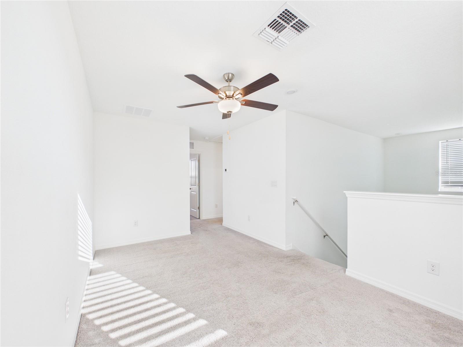 1874 LANIER RD, ZEPHYRHILLS, FL, 33541