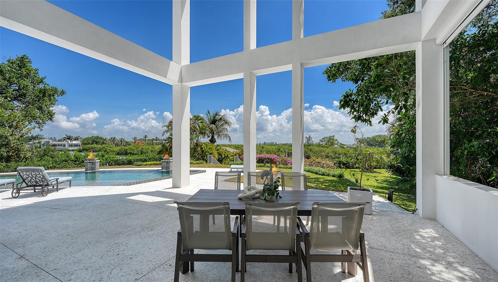 4317 MIDNIGHT PASS RD, SARASOTA, FL, 34242