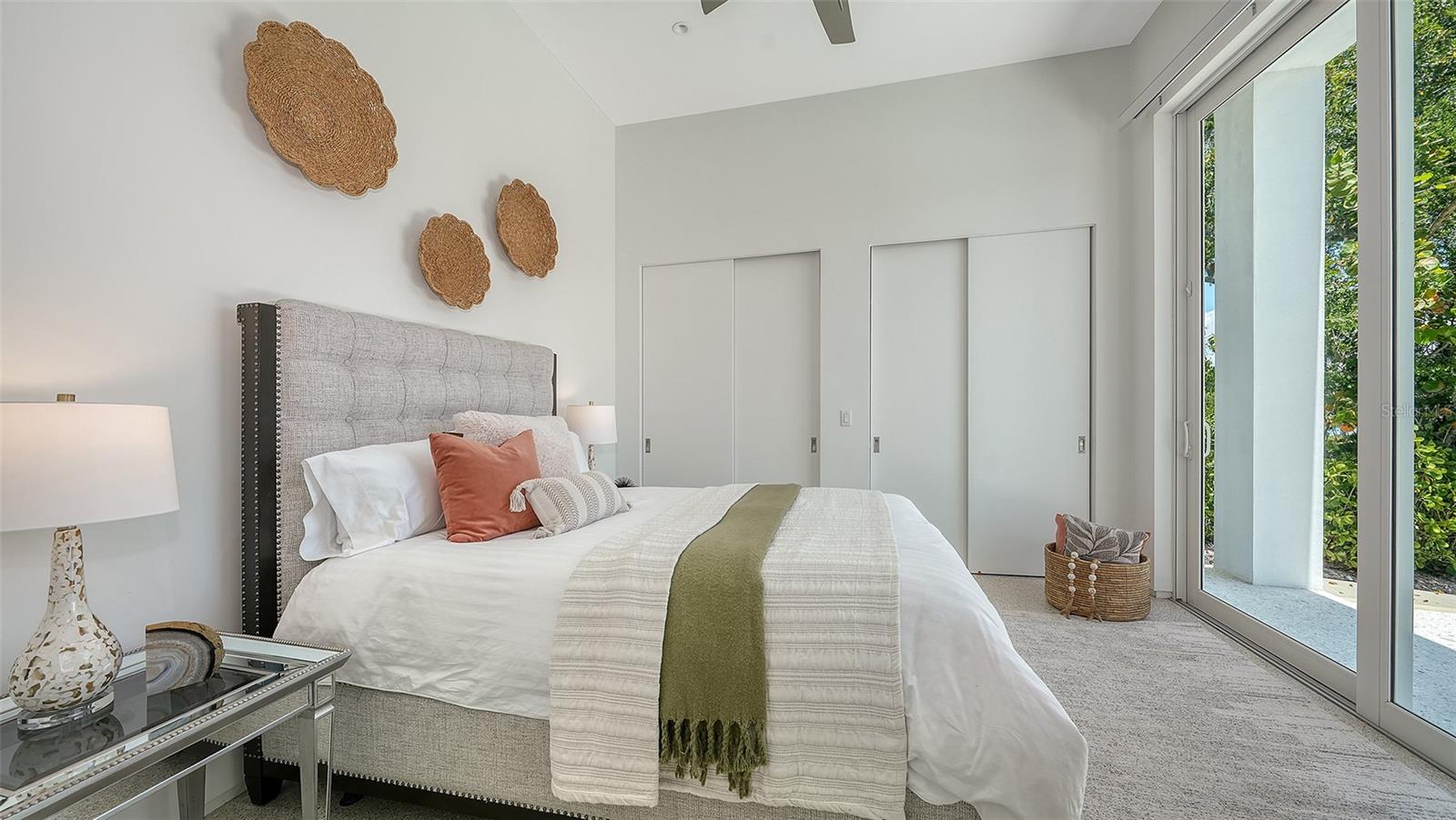 4317 MIDNIGHT PASS RD, SARASOTA, FL, 34242