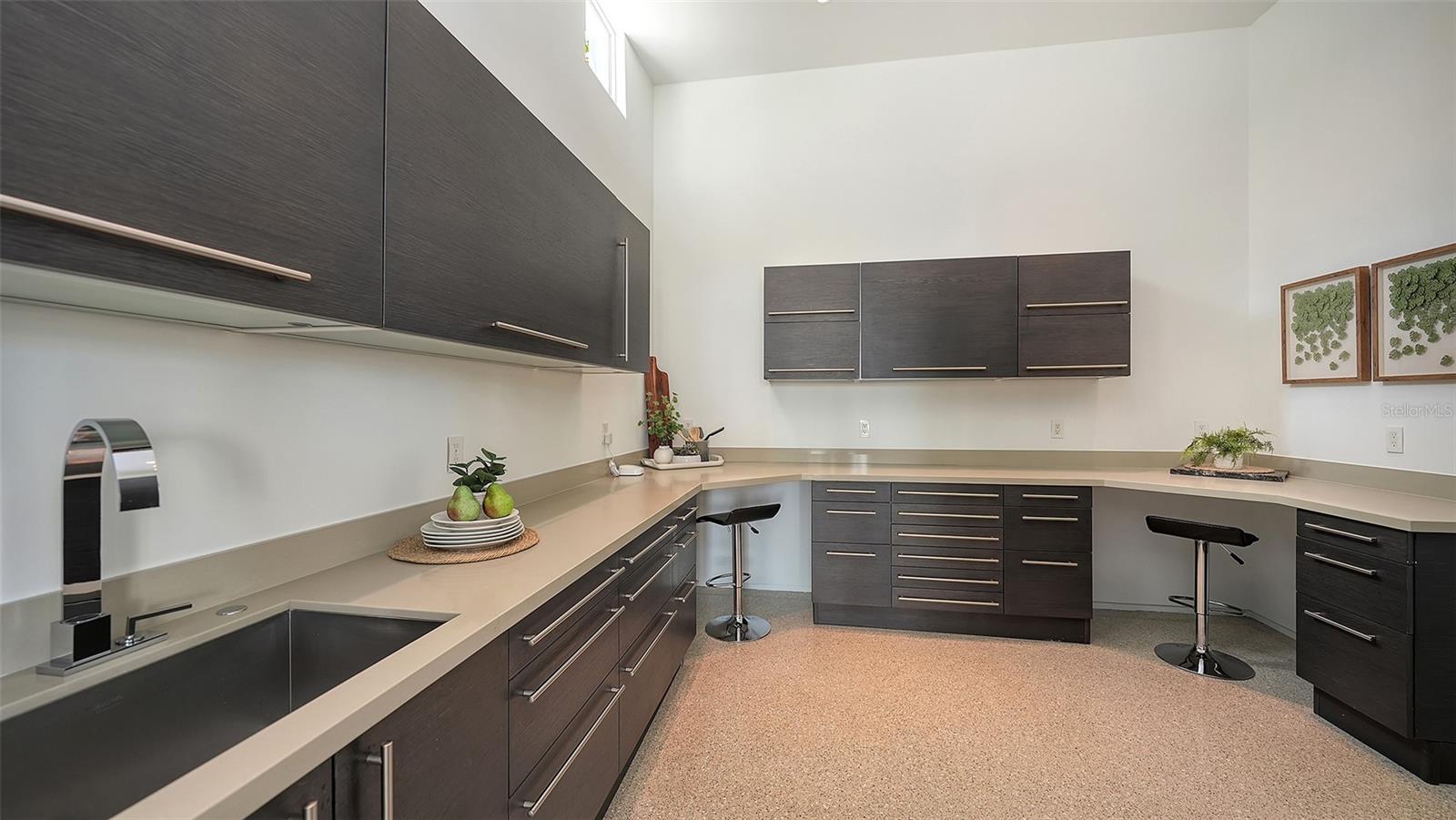 4317 MIDNIGHT PASS RD, SARASOTA, FL, 34242