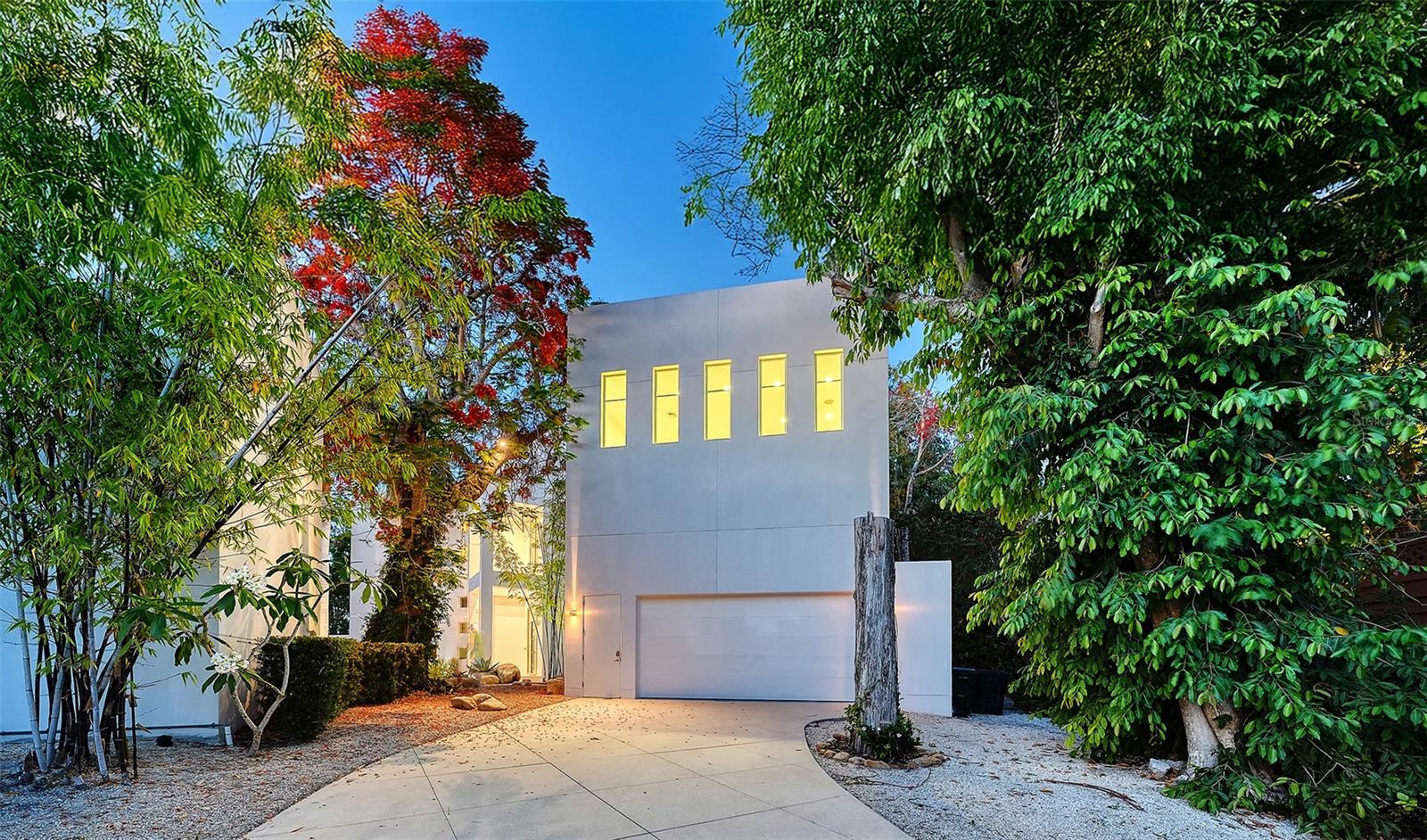 4317 MIDNIGHT PASS RD, SARASOTA, FL, 34242