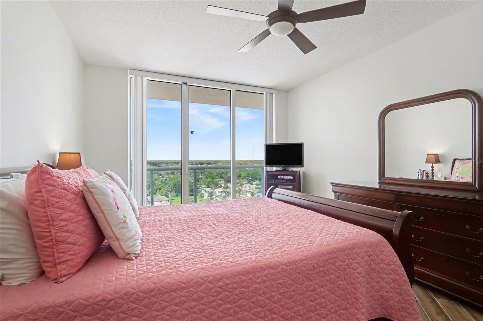 231 RIVERSIDE DR #1110, DAYTONA BEACH, FL, 32117