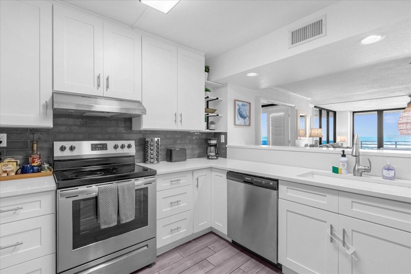 1420 N ATLANTIC AVE #302, DAYTONA BEACH, FL, 32118