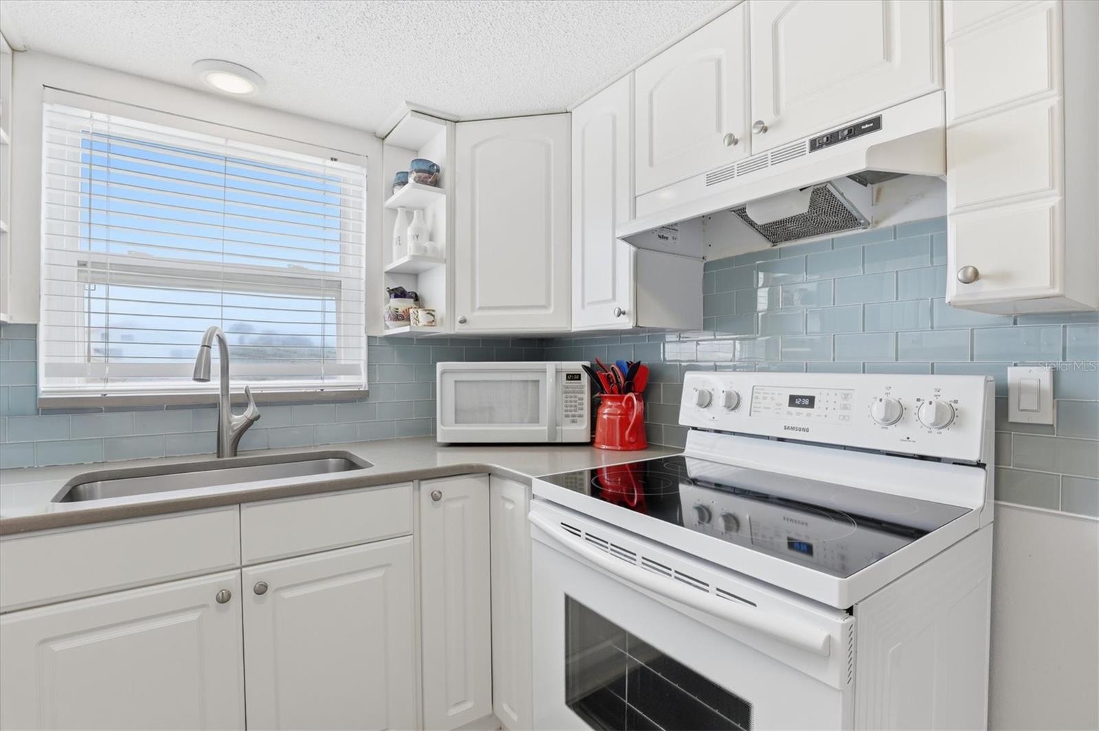 600 71ST AVE #19, ST PETE BEACH, FL, 33706