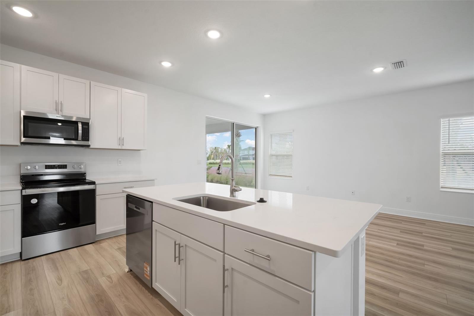 10705 WADING RIVER AVE, PARRISH, FL, 34219