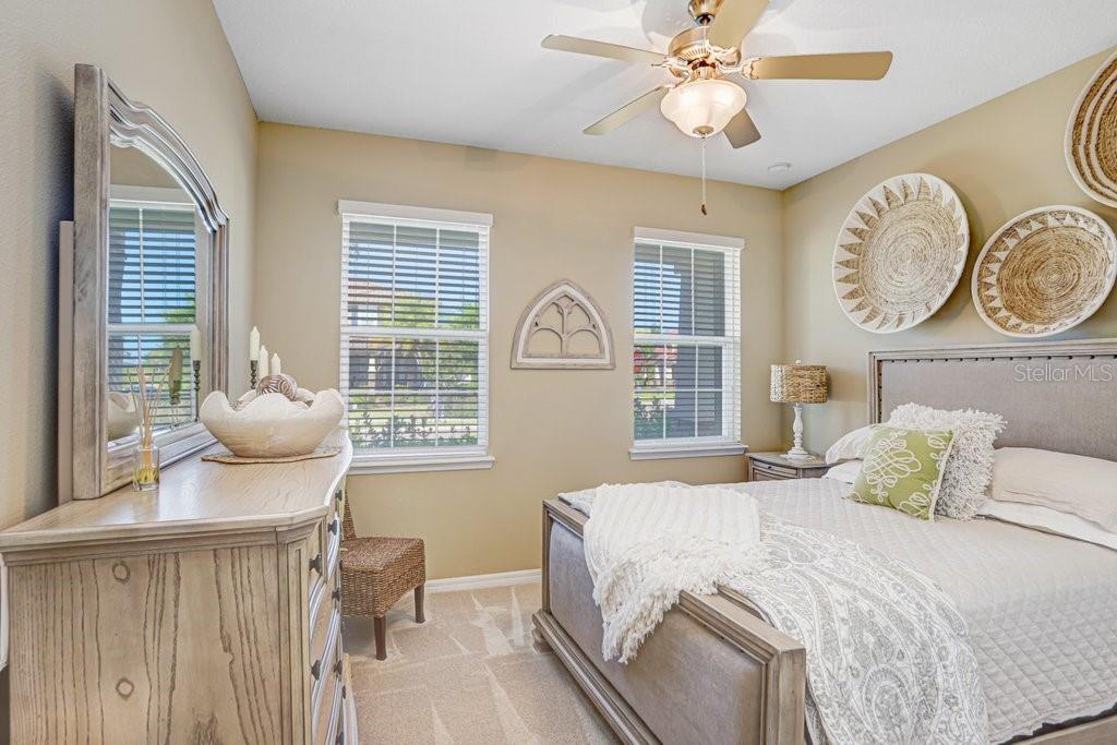 2807 ORIOLE DR, SARASOTA, FL, 34243