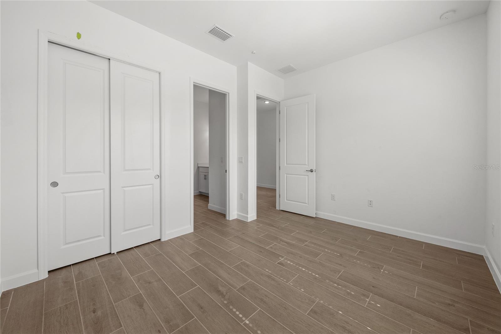 19227 SCALLOP LOOP, LAKEWOOD RANCH, FL, 34211