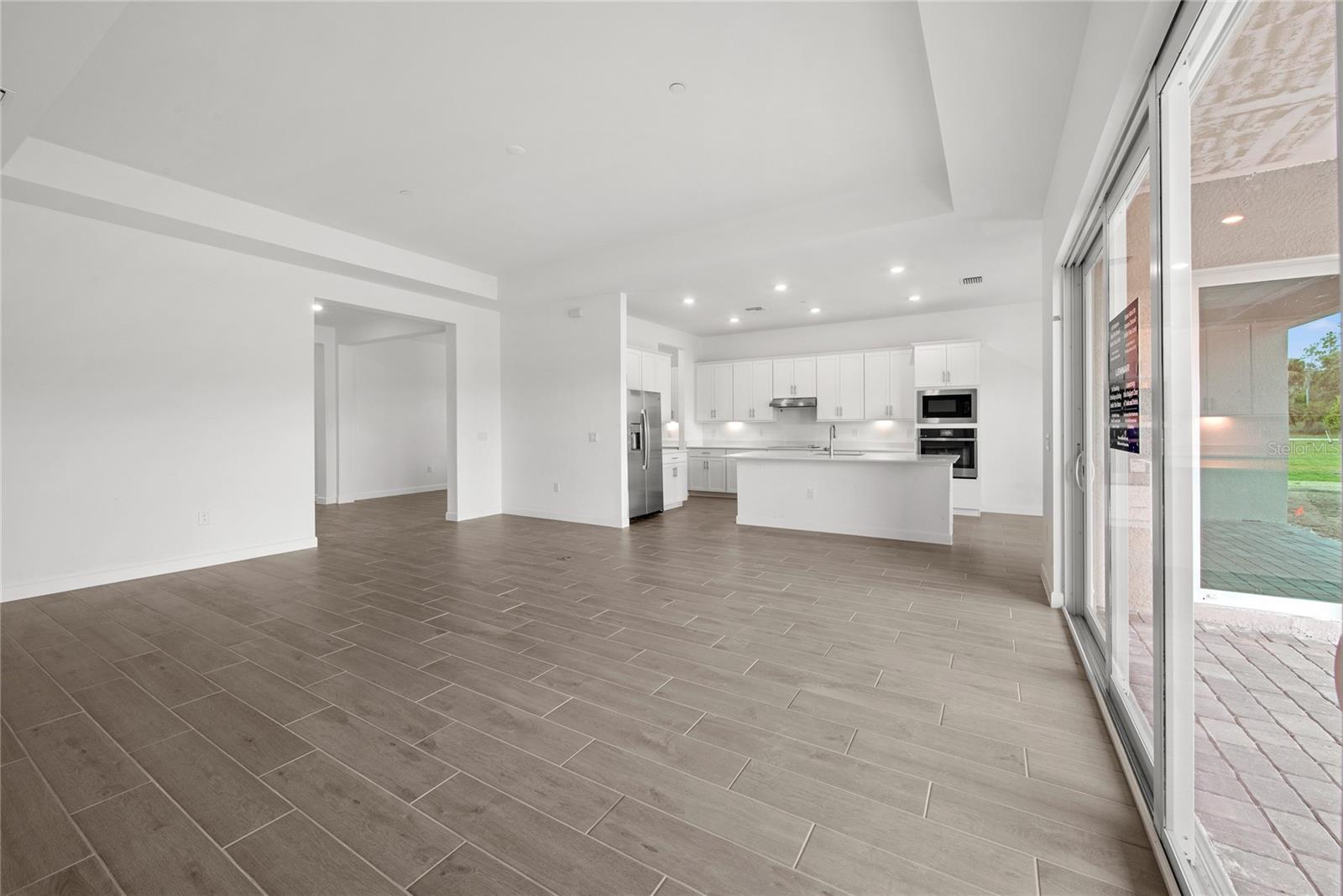 19227 SCALLOP LOOP, LAKEWOOD RANCH, FL, 34211