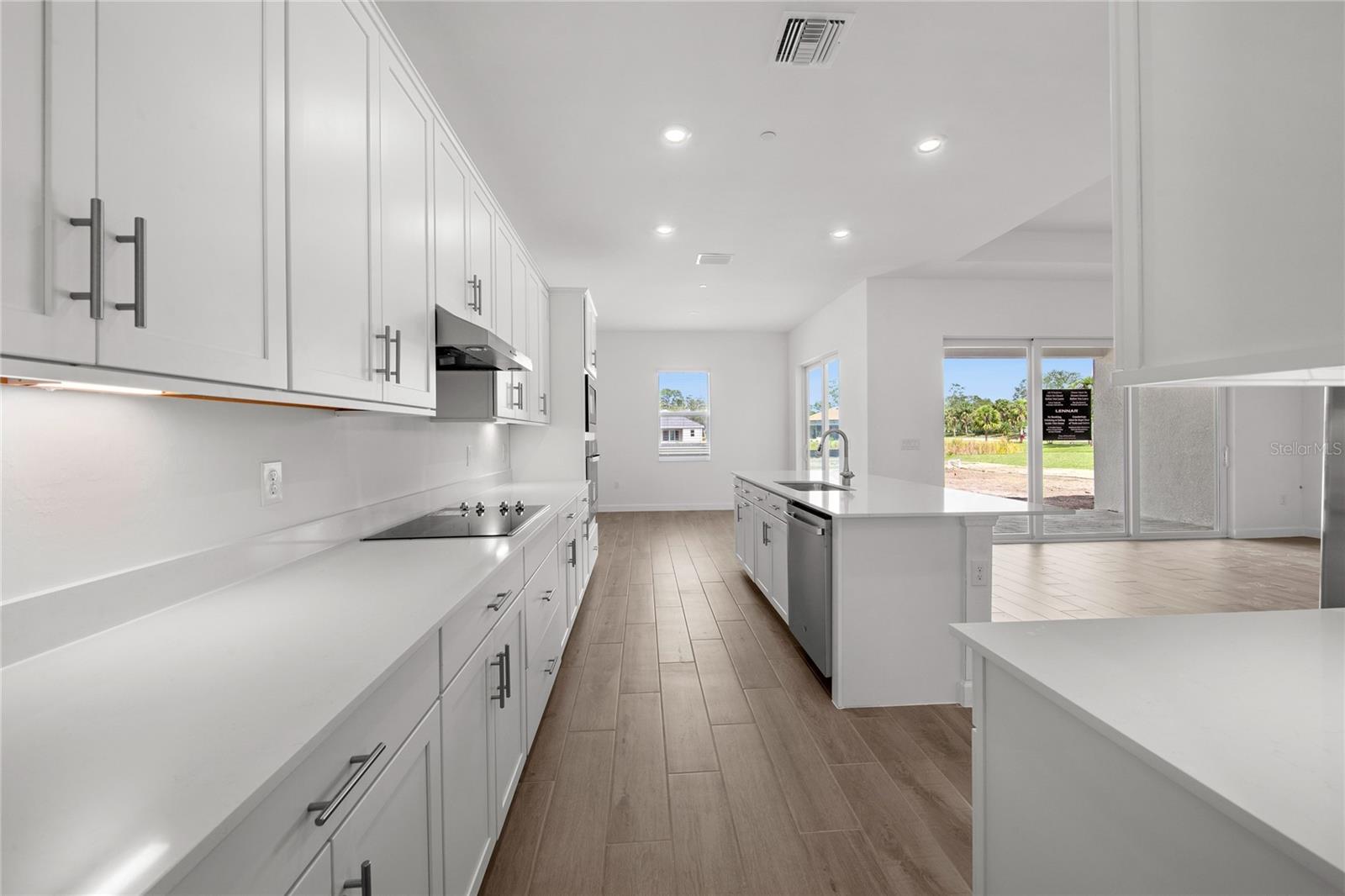 19227 SCALLOP LOOP, LAKEWOOD RANCH, FL, 34211