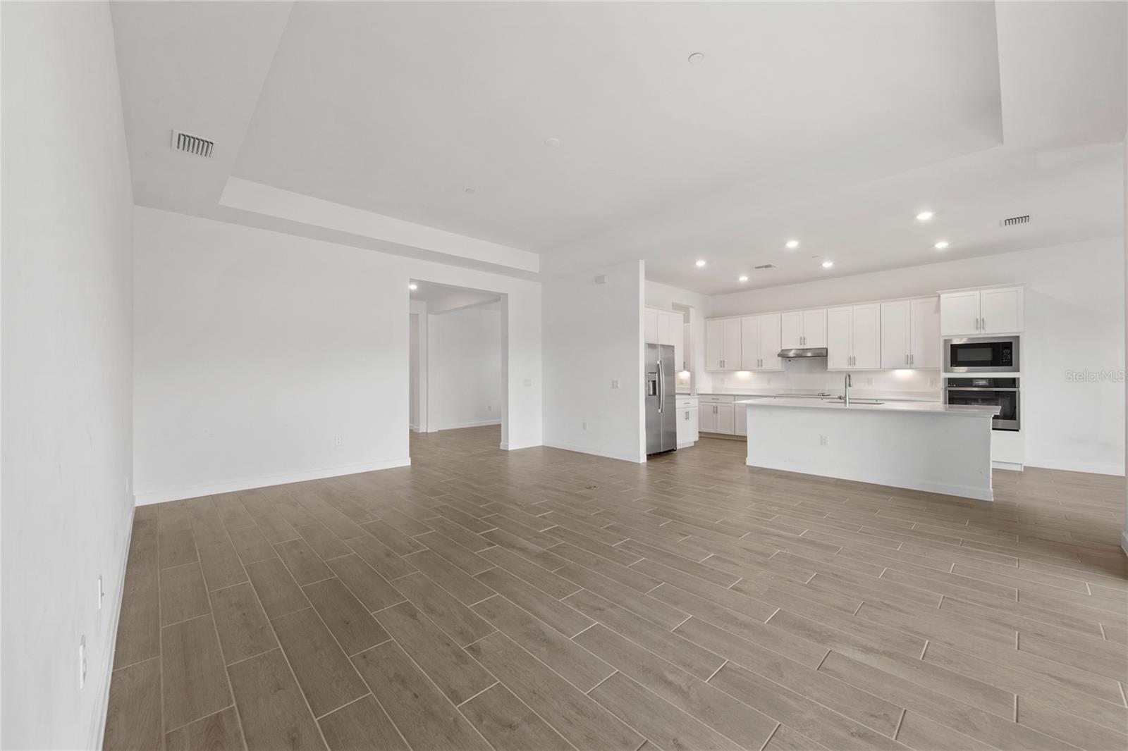 19227 SCALLOP LOOP, LAKEWOOD RANCH, FL, 34211