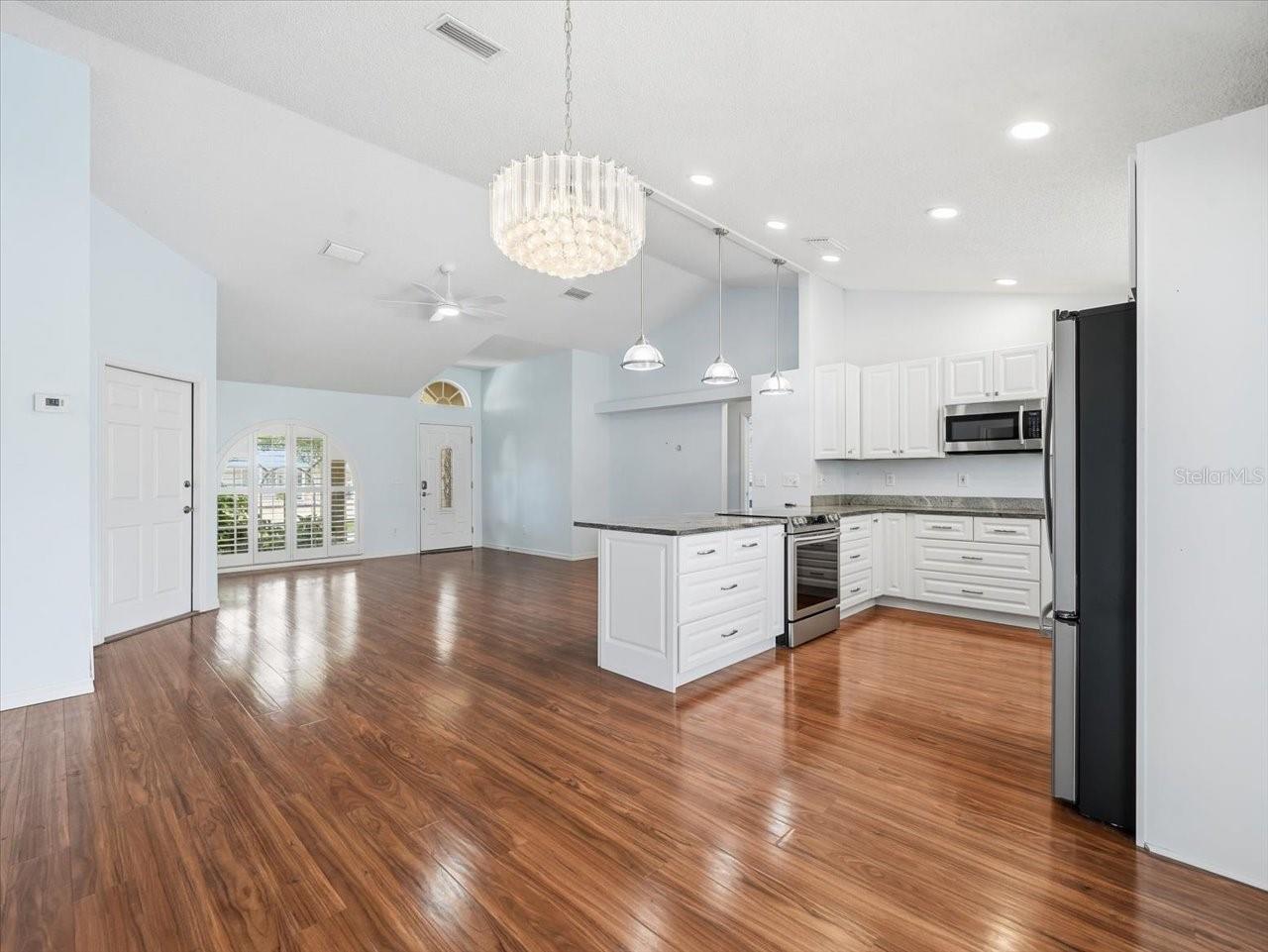 2310 39TH AVE N, ST PETERSBURG, FL, 33714