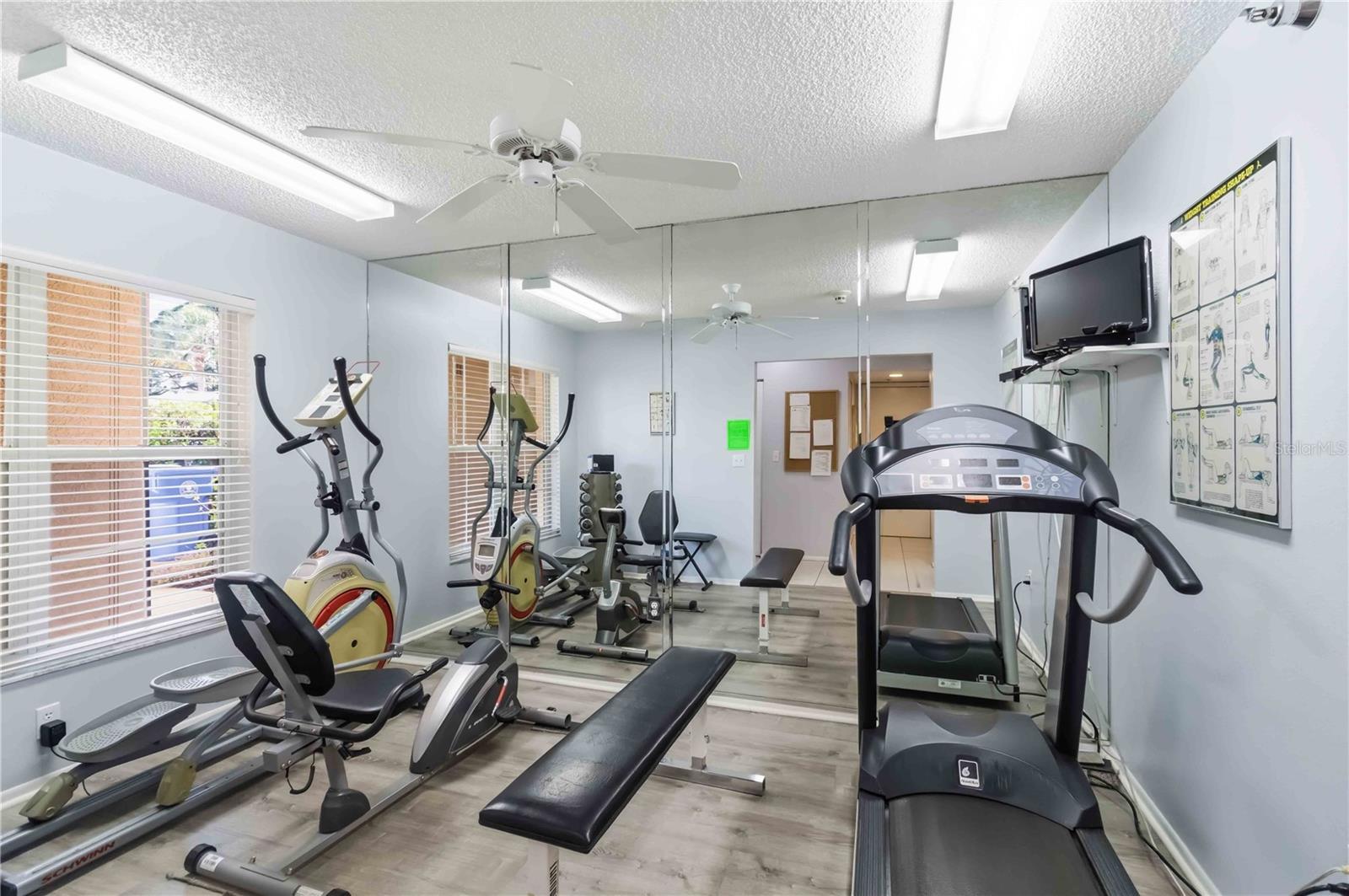 3950 IRONWOOD CIR #205, BRADENTON, FL, 34209