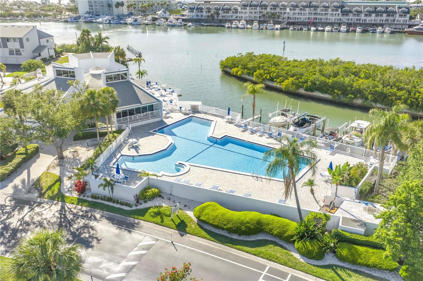 11351 SHIPWATCH LN #1843, LARGO, FL, 33774