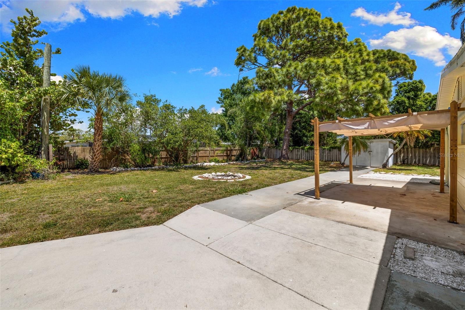 6916 ALDERWOOD DR, SARASOTA, FL, 34243