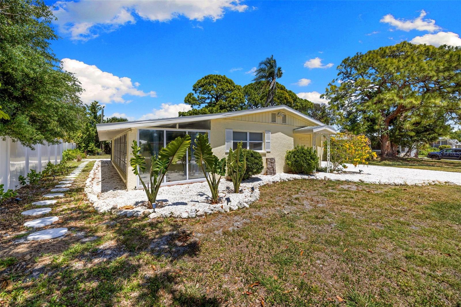 6916 ALDERWOOD DR, SARASOTA, FL, 34243