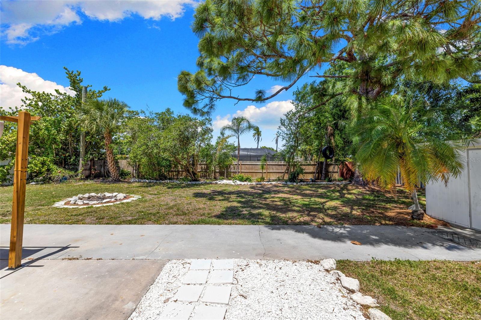 6916 ALDERWOOD DR, SARASOTA, FL, 34243