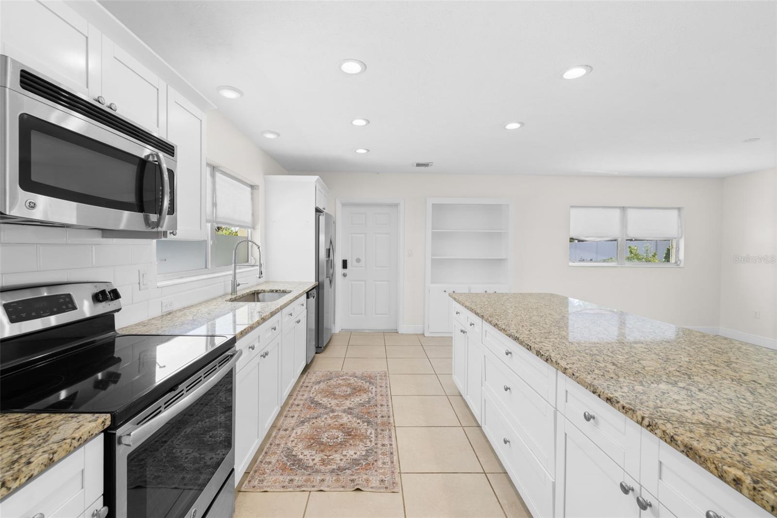 6916 ALDERWOOD DR, SARASOTA, FL, 34243