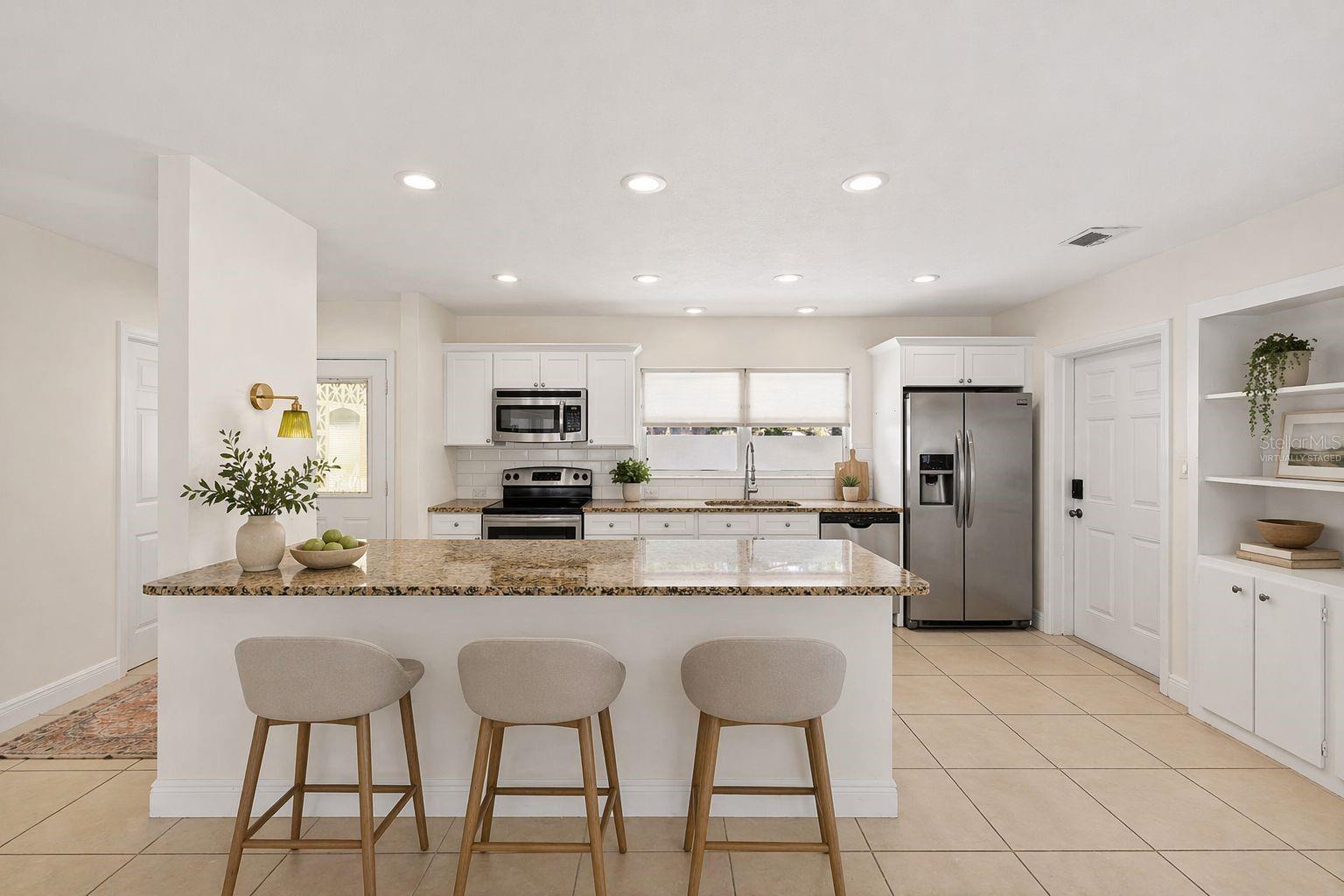 6916 ALDERWOOD DR, SARASOTA, FL, 34243