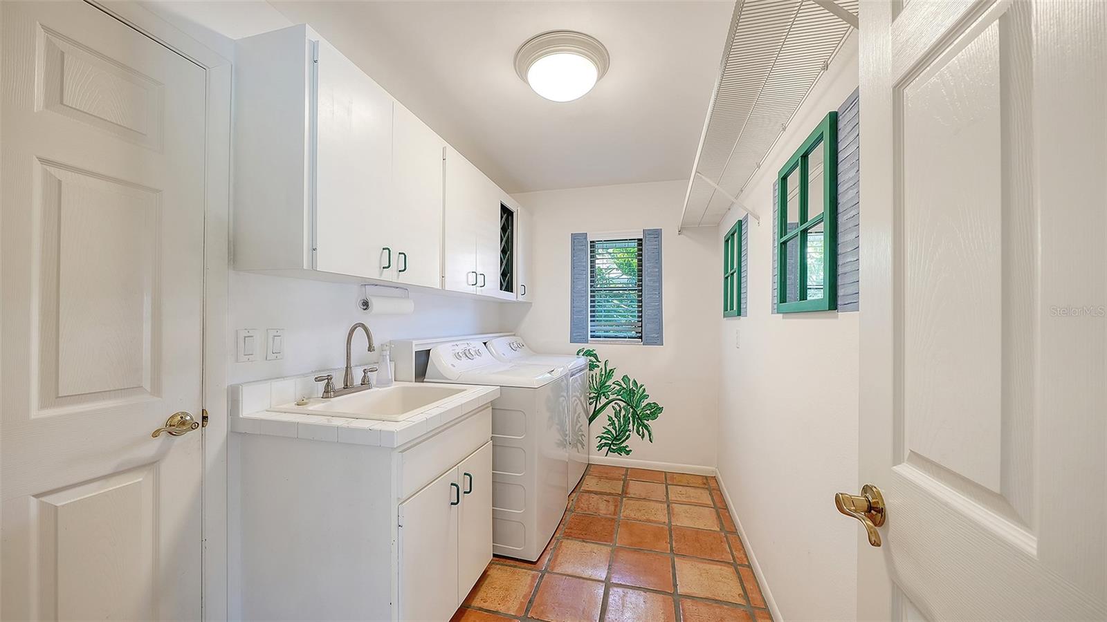 4865 GREYWOOD LN, SARASOTA, FL, 34235