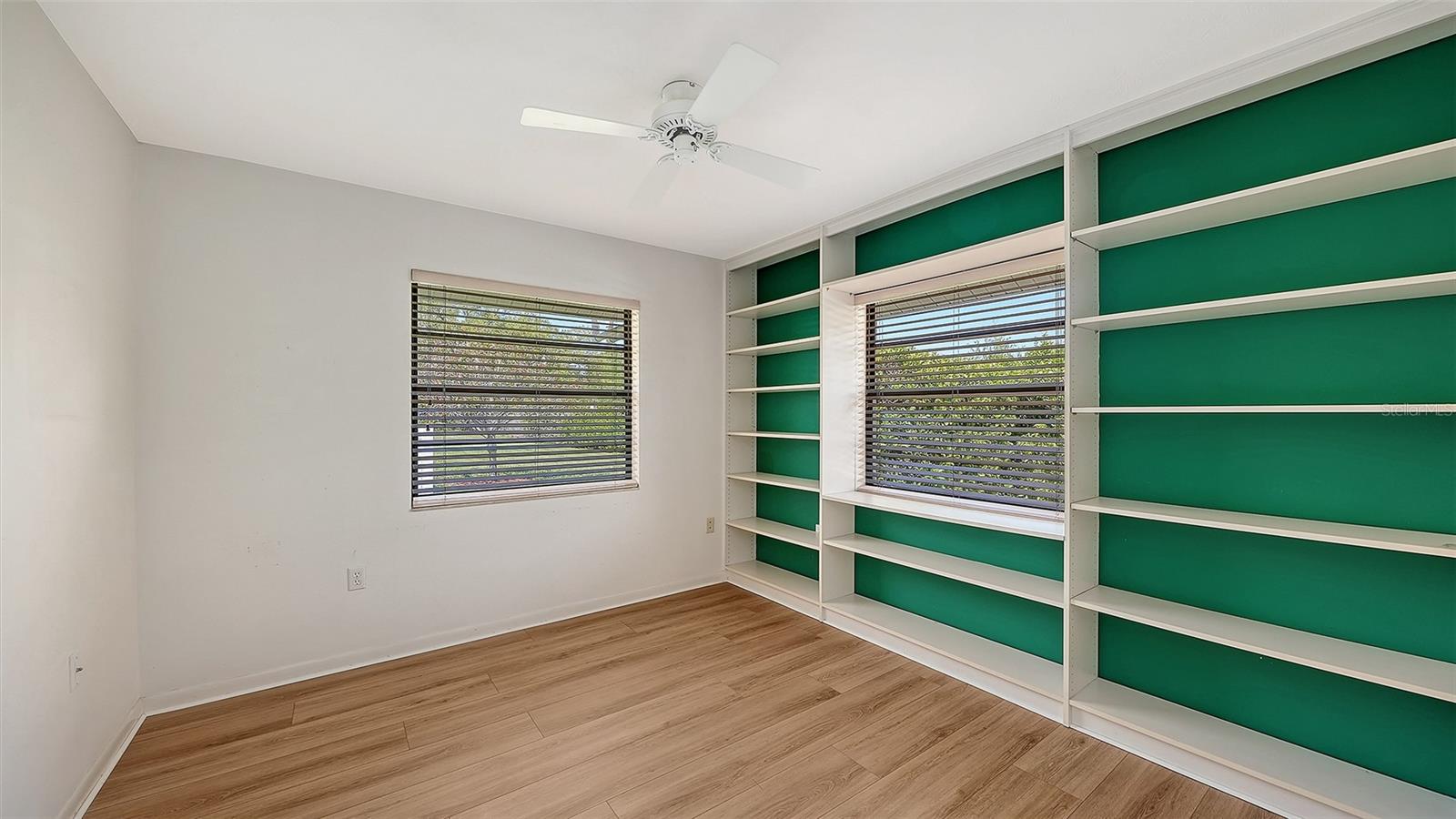 4865 GREYWOOD LN, SARASOTA, FL, 34235