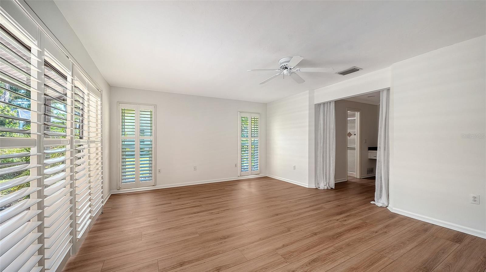 4865 GREYWOOD LN, SARASOTA, FL, 34235