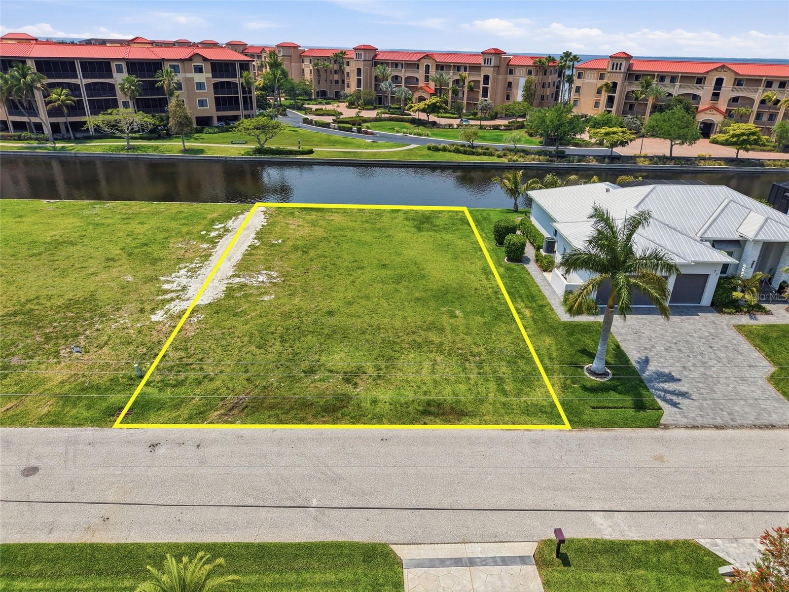 81 COLONY POINT DR, PUNTA GORDA, FL, 33950