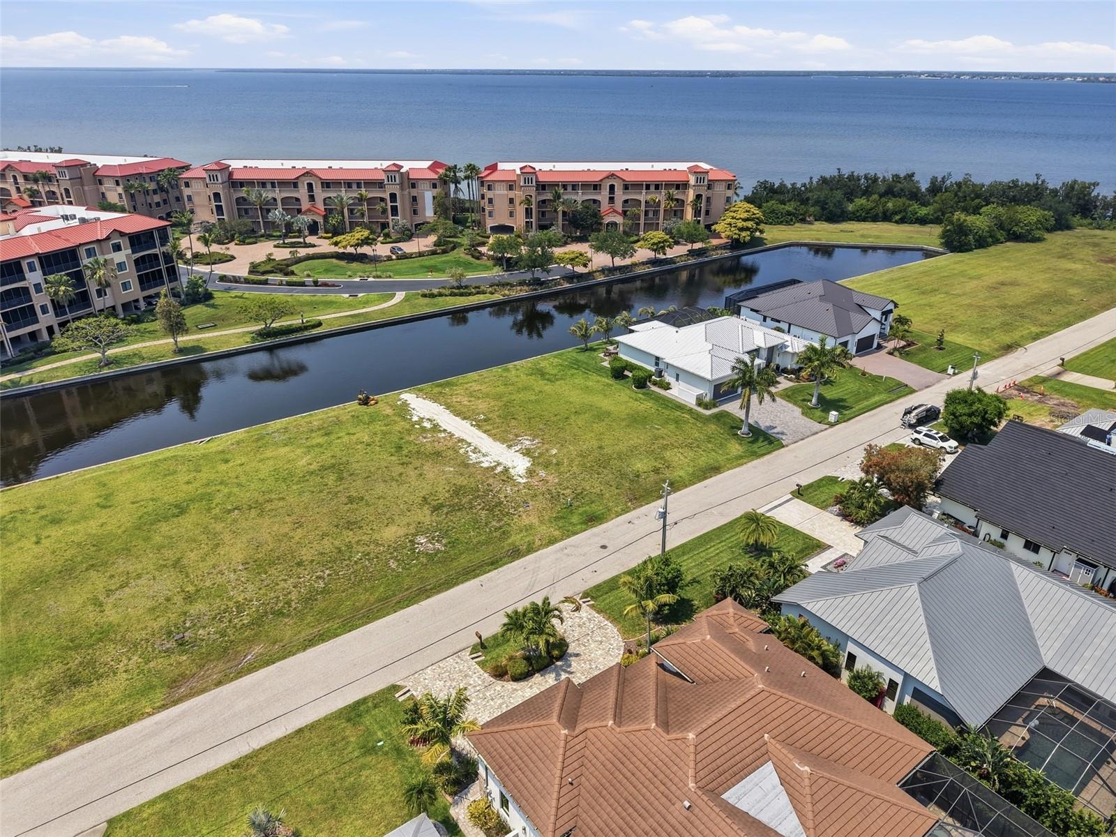 81 COLONY POINT DR, PUNTA GORDA, FL, 33950