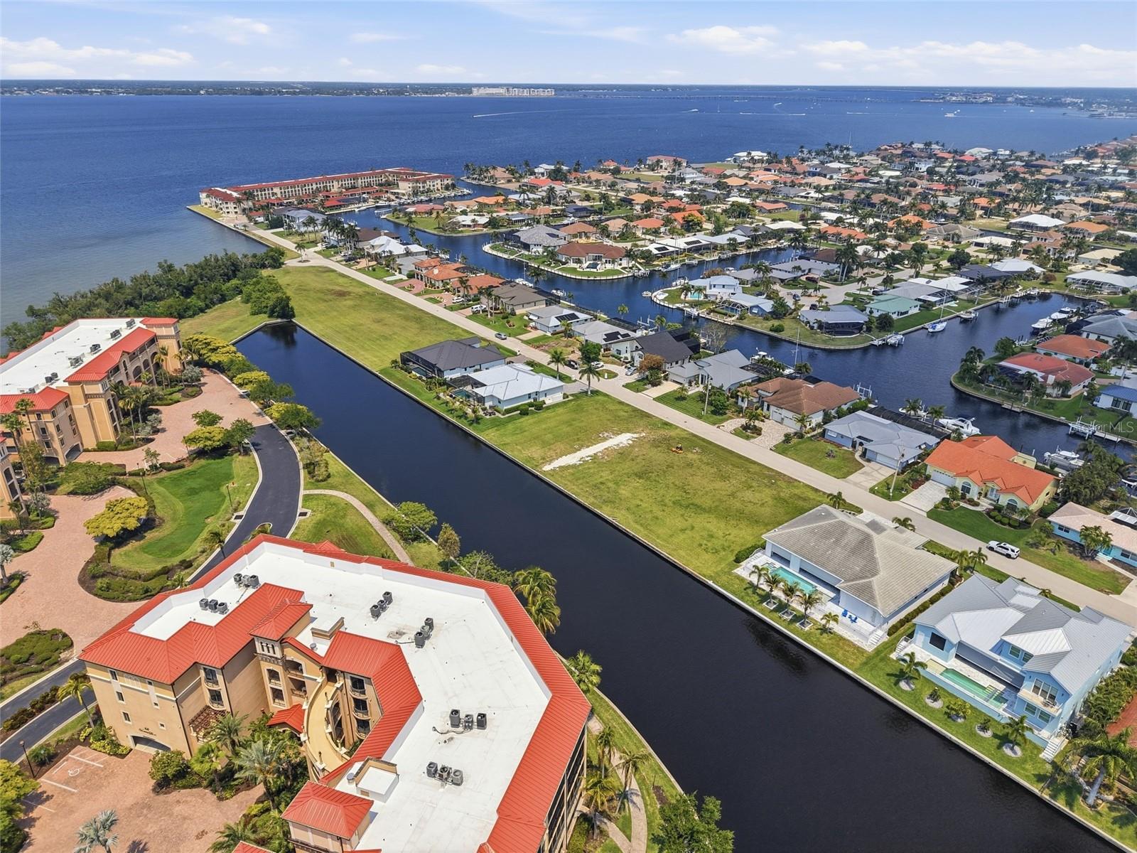 81 COLONY POINT DR, PUNTA GORDA, FL, 33950