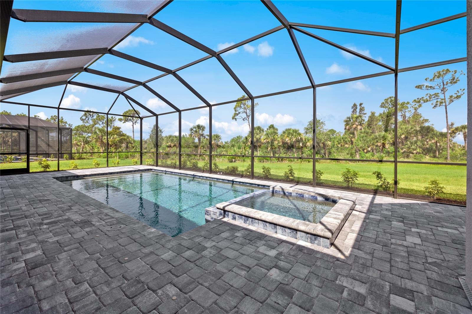 18911 CHERRYSTONE WAY, LAKEWOOD RANCH, FL, 34211