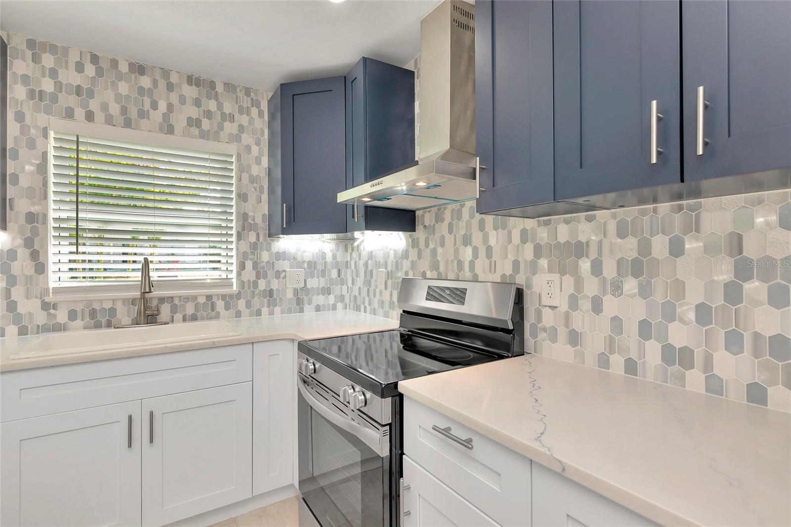 2506 41ST ST E, BRADENTON, FL, 34208