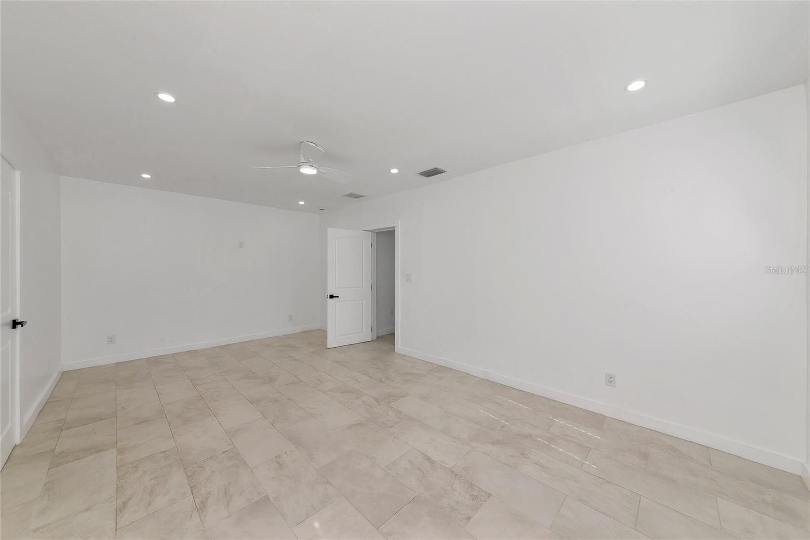 2506 41ST ST E, BRADENTON, FL, 34208