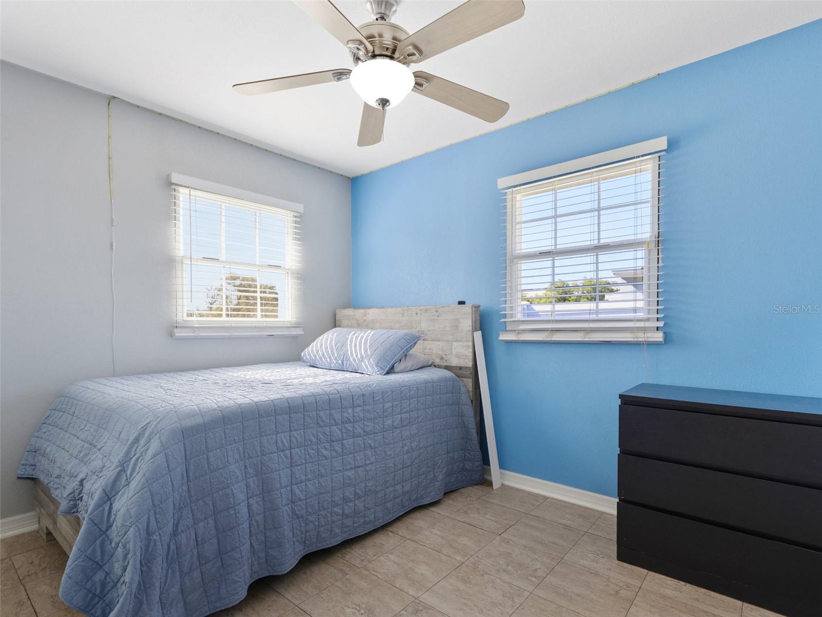 5209 LLOYD ST, SEFFNER, FL, 33584