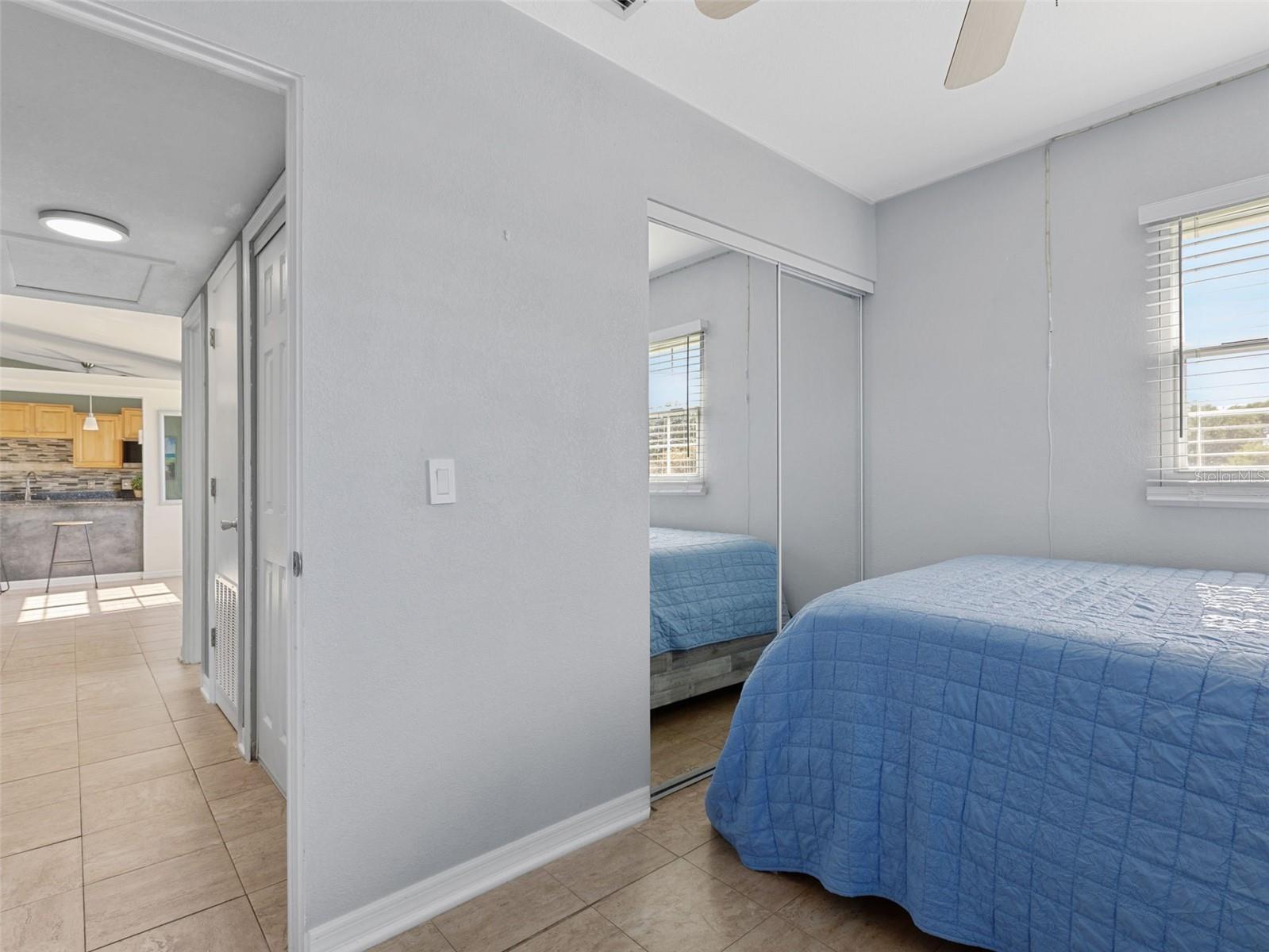 5209 LLOYD ST, SEFFNER, FL, 33584