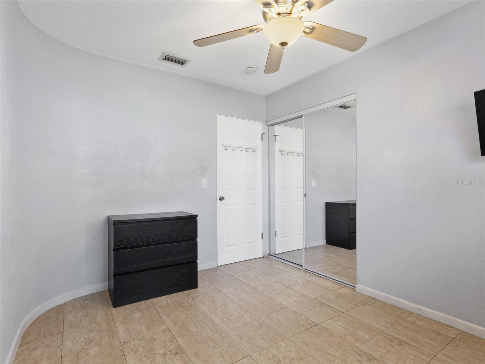 5209 LLOYD ST, SEFFNER, FL, 33584