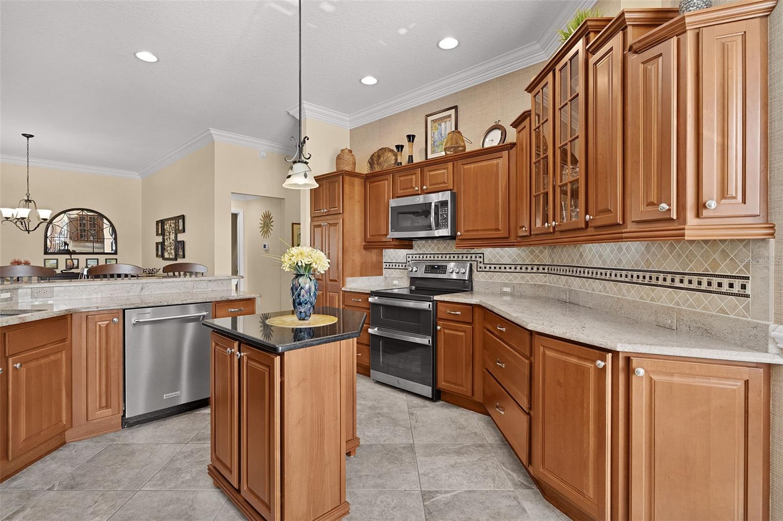 2406 GATSBY LN, THE VILLAGES, FL, 32162