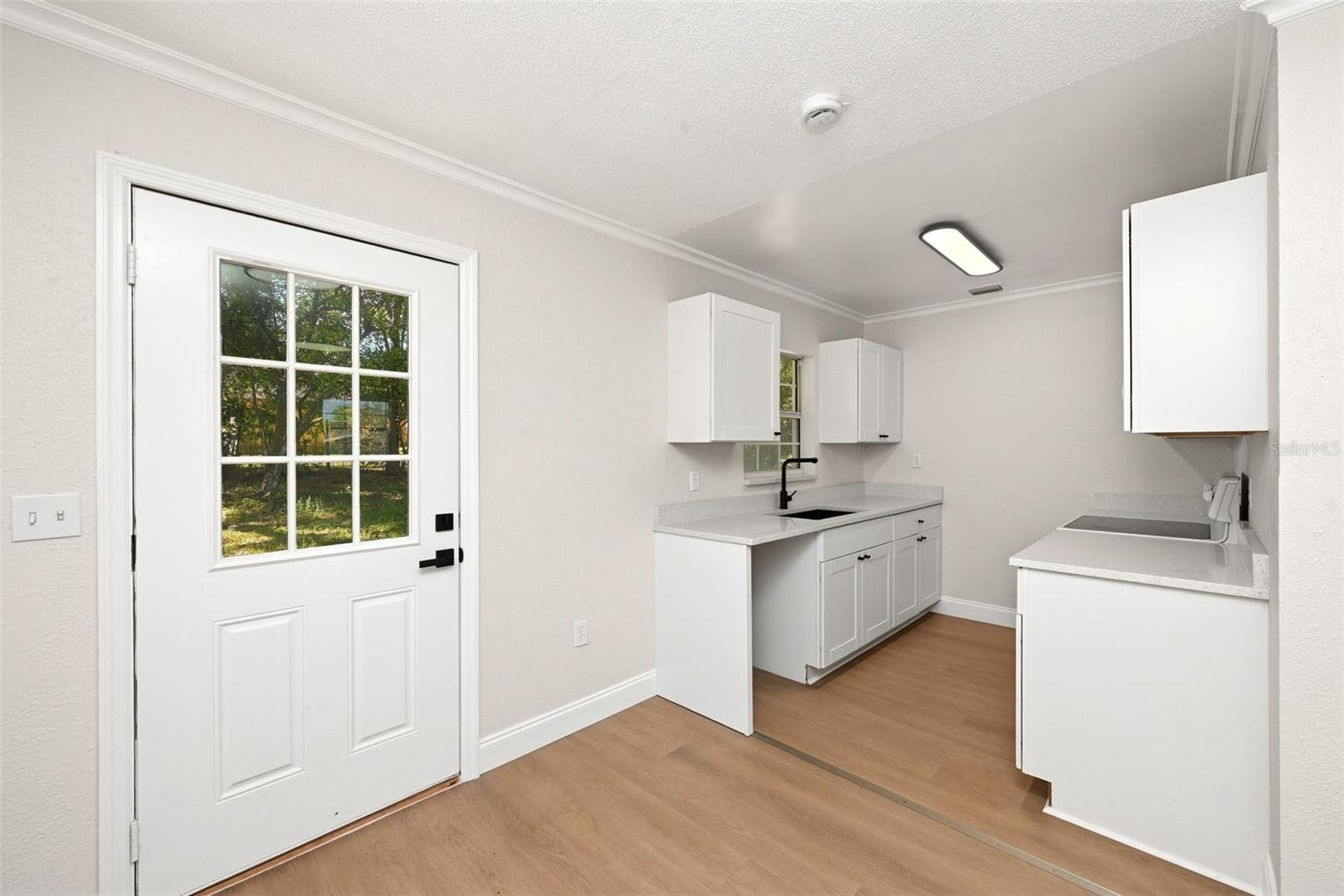 2115 WOODLAND BLVD, LEESBURG, FL, 34748