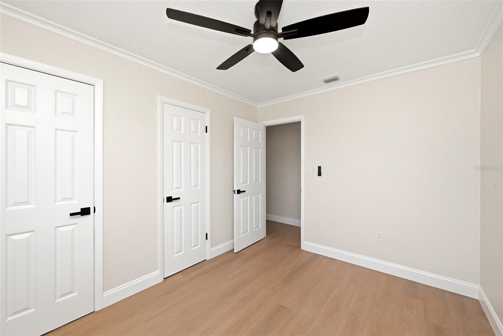 2115 WOODLAND BLVD, LEESBURG, FL, 34748