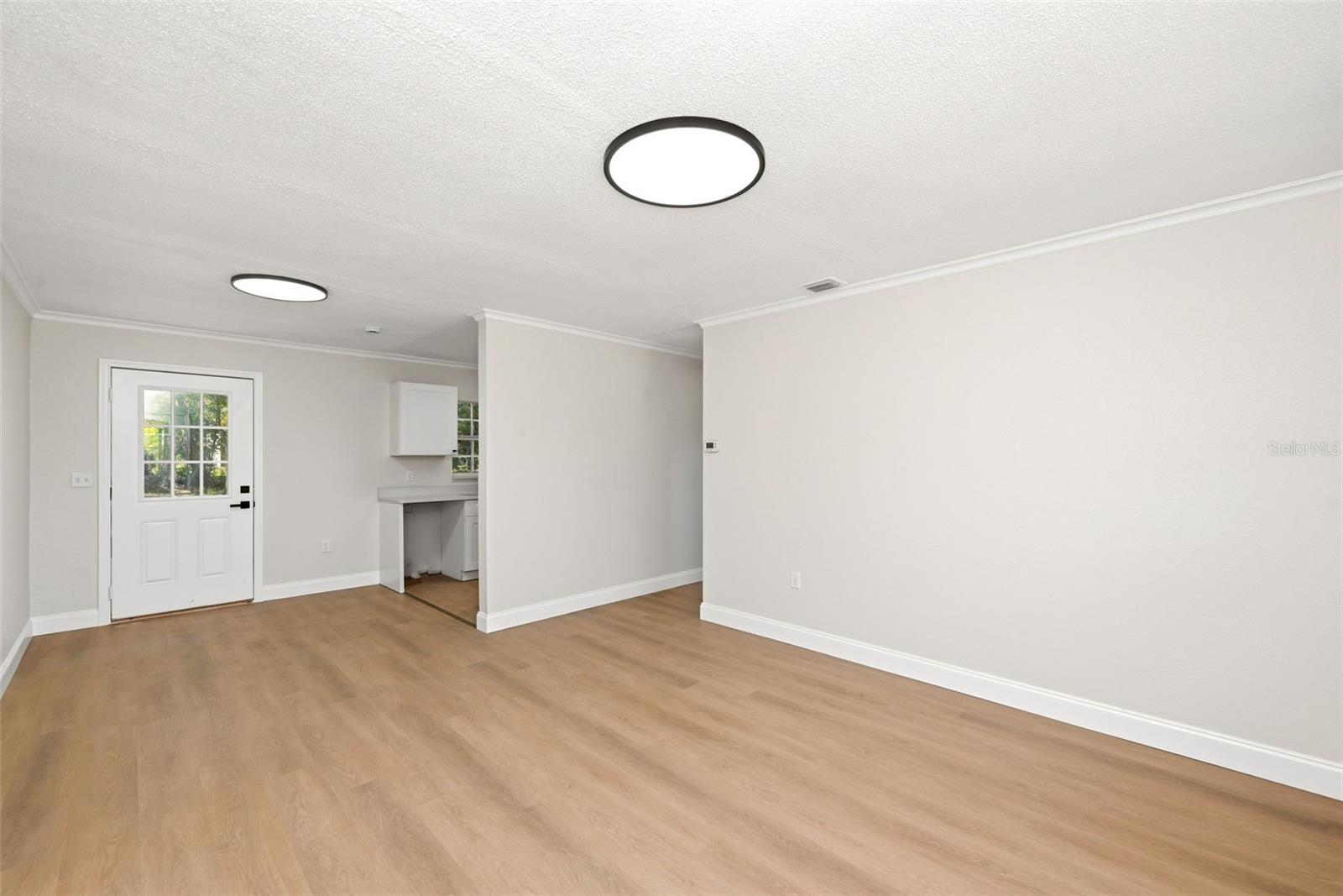 2115 WOODLAND BLVD, LEESBURG, FL, 34748