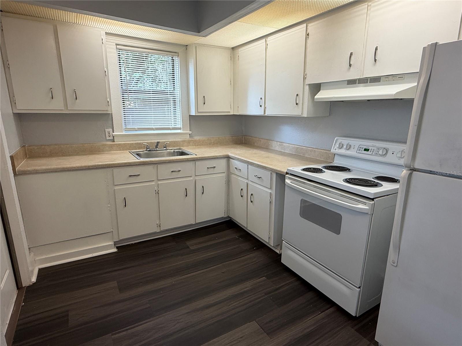 320 HENNESSEE ST, LAKELAND, FL, 33805