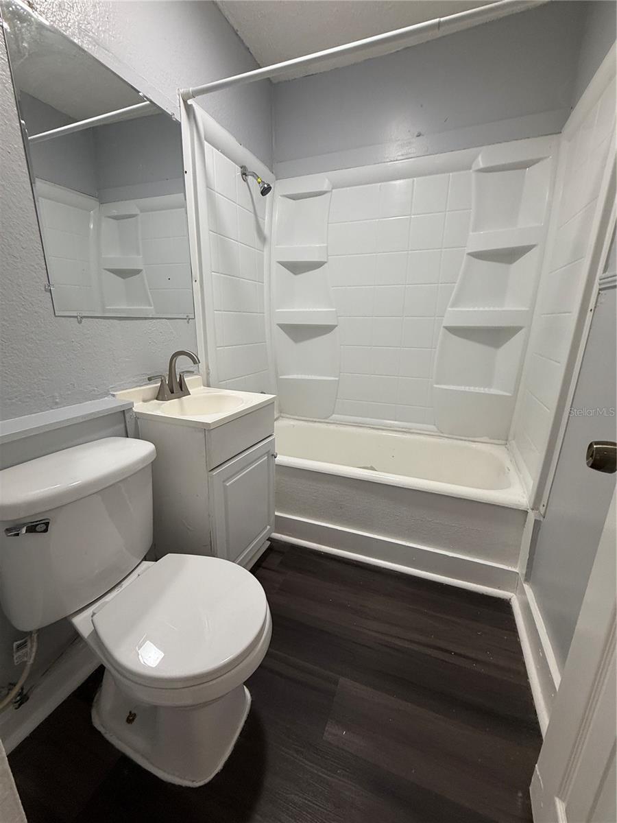 320 HENNESSEE ST, LAKELAND, FL, 33805