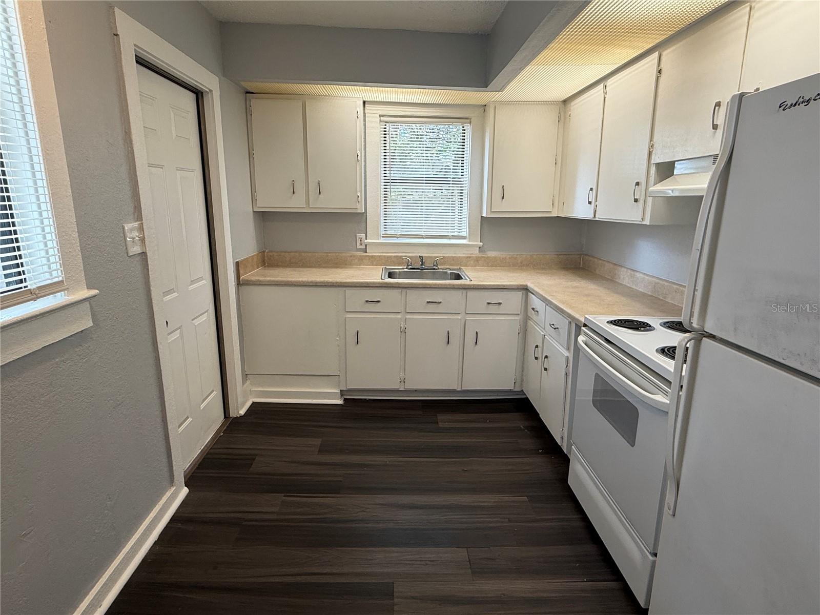 320 HENNESSEE ST, LAKELAND, FL, 33805