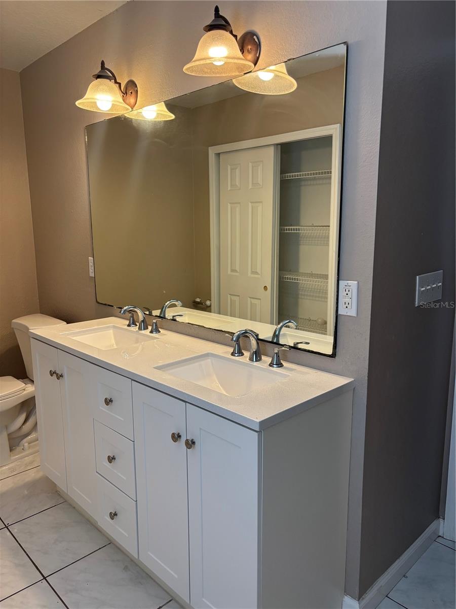 510 S CEDAR AVE, ORANGE CITY, FL, 32763