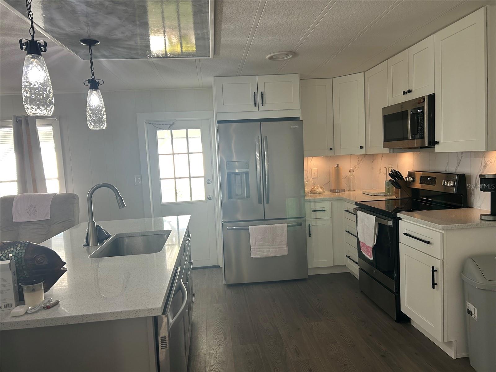 3221 SWEET GUM TER, SARASOTA, FL, 34237