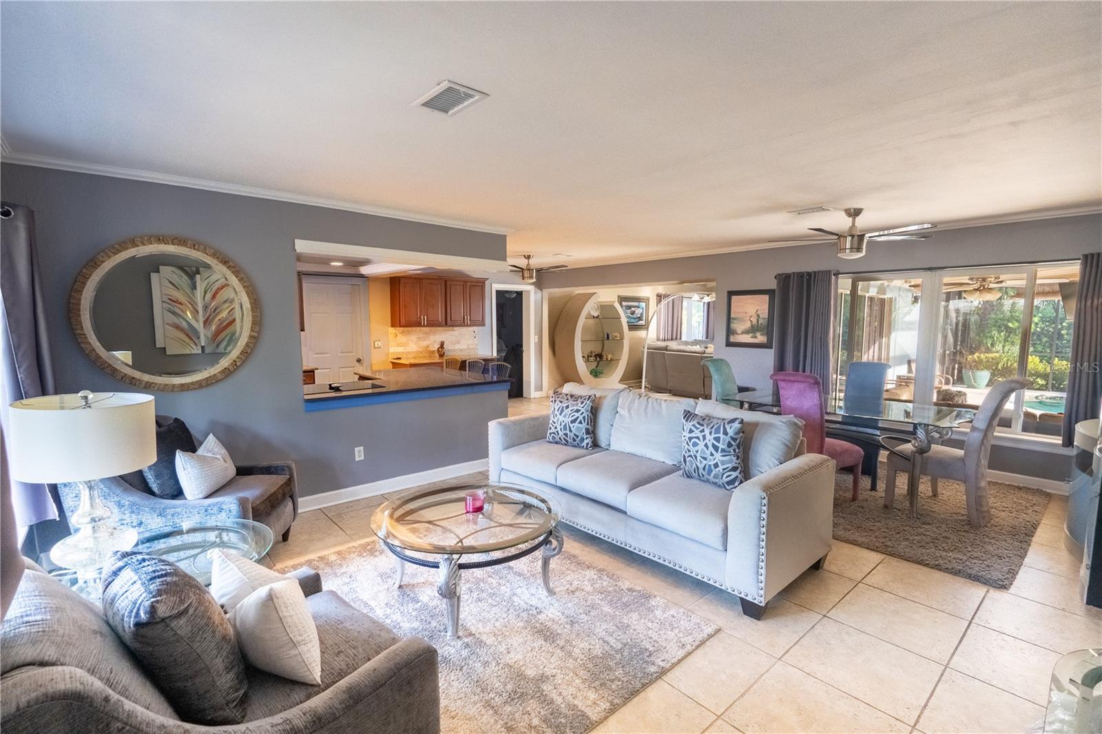 33 SOUTHWIND DR, BELLEAIR BLUFFS, FL, 33770