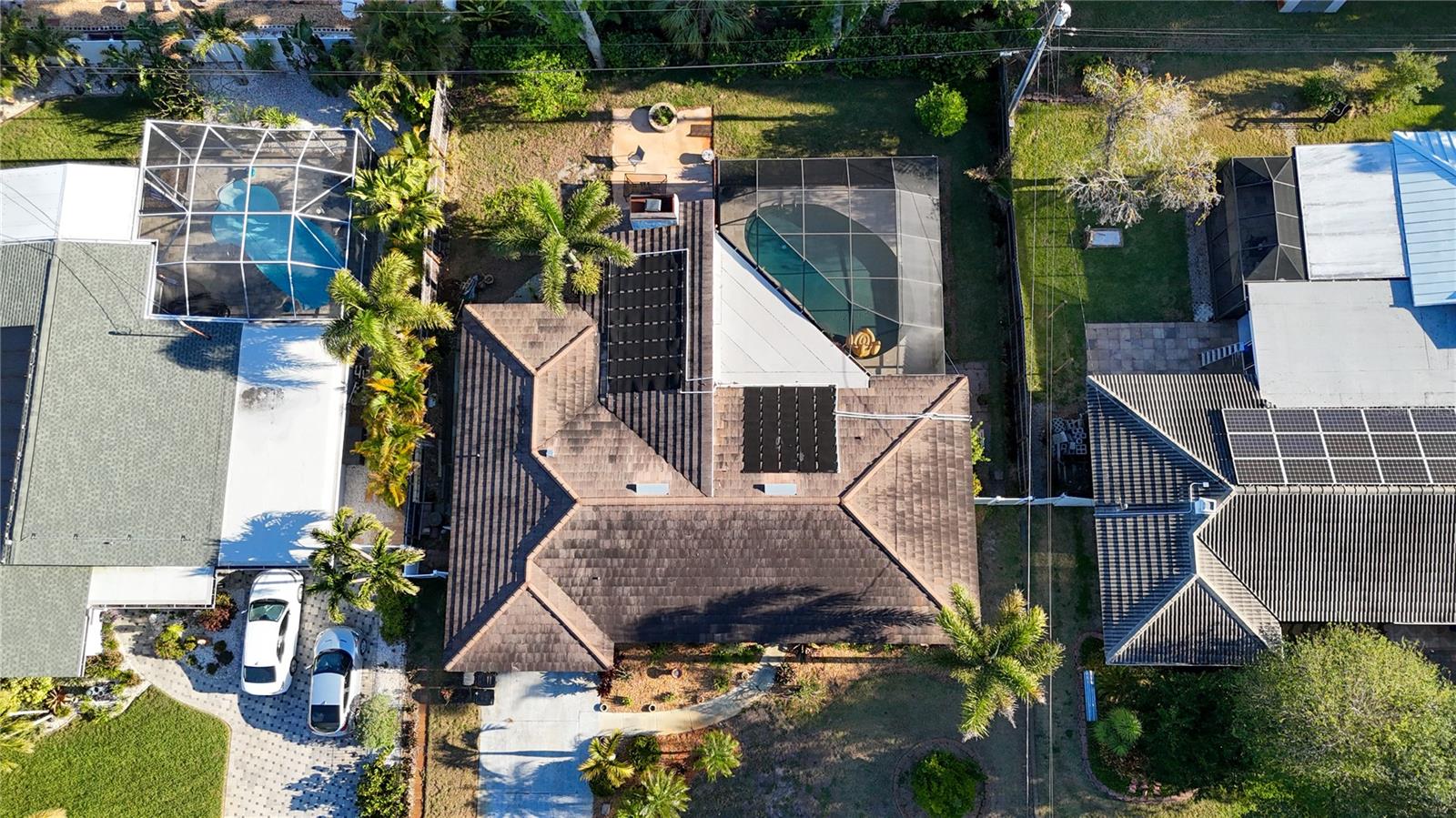 33 SOUTHWIND DR, BELLEAIR BLUFFS, FL, 33770